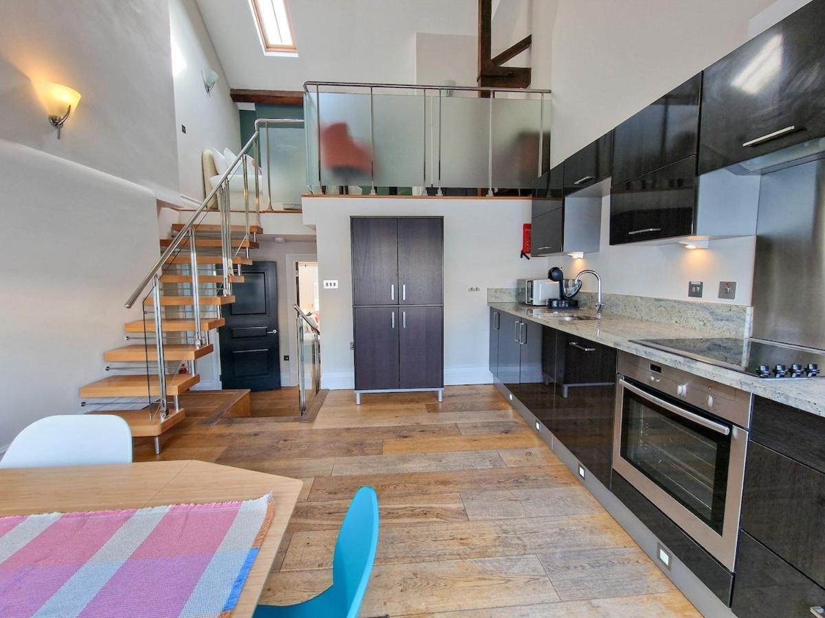 Luxury Piccadilly Duplex Flat By City Superhost Manchester Bagian luar foto